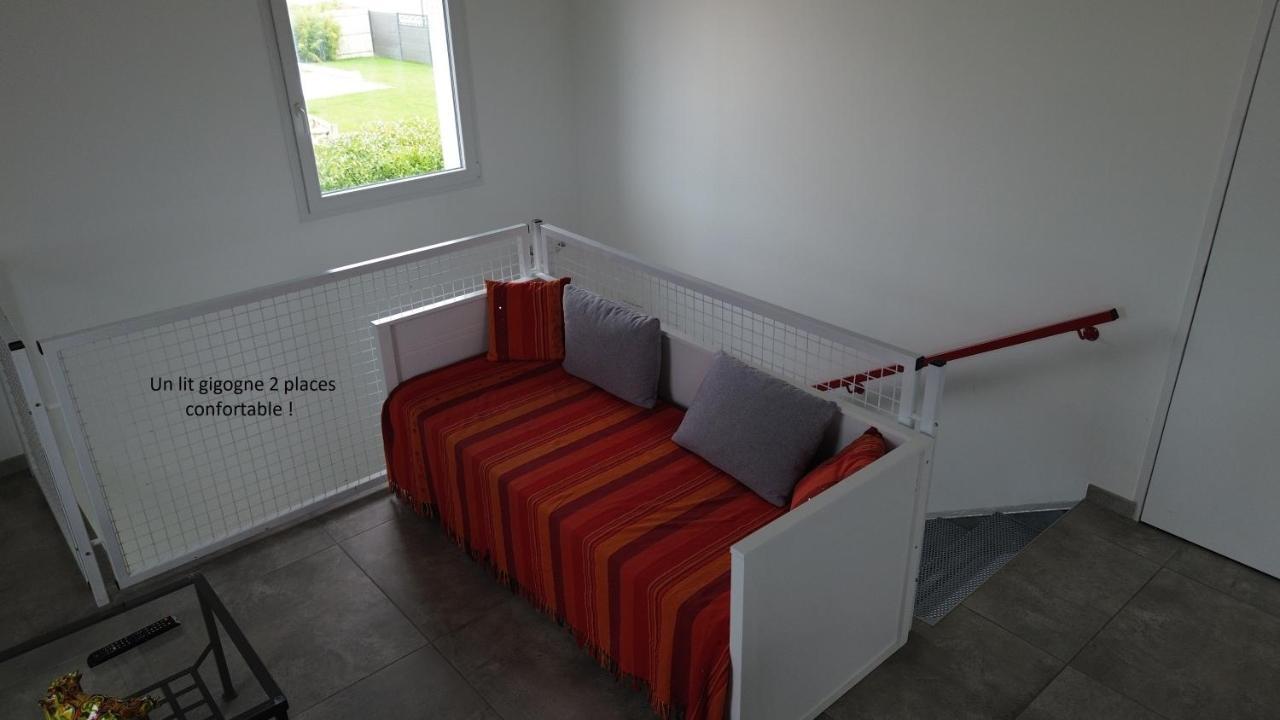 Ferienwohnung L Atelier Courtisols Exterior foto